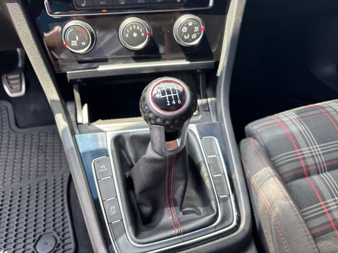 Used 2021 Volkswagen GTI S FWD image 29