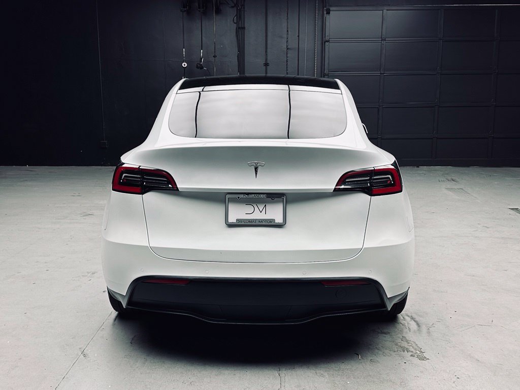 Used 2021 Tesla Model Y Long Range AWD/4WD image 7