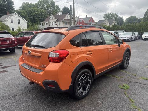 Used 2013 Subaru Crosstrek 2.0i Premium AWD/4WD image 5