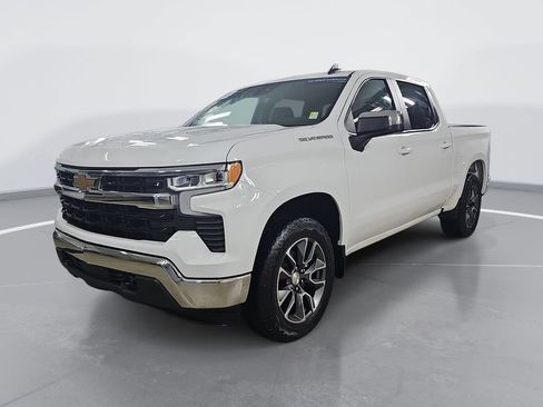 Certified 2022 Chevrolet Silverado 1500 LT AWD/4WD image 9
