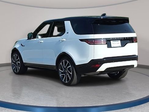 Certified 2025 Land Rover Discovery Dynamic SE AWD/4WD image 7