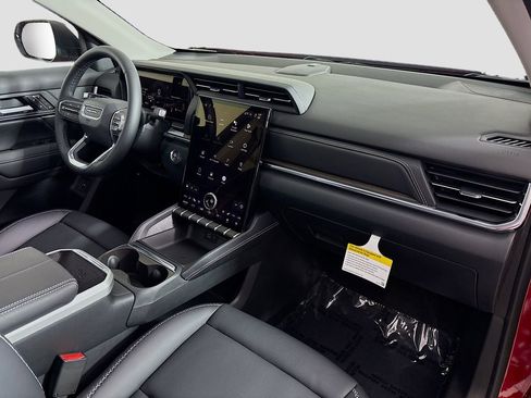 New 2026 GMC Terrain Denali w/ LPO, Black Badging Package image 29