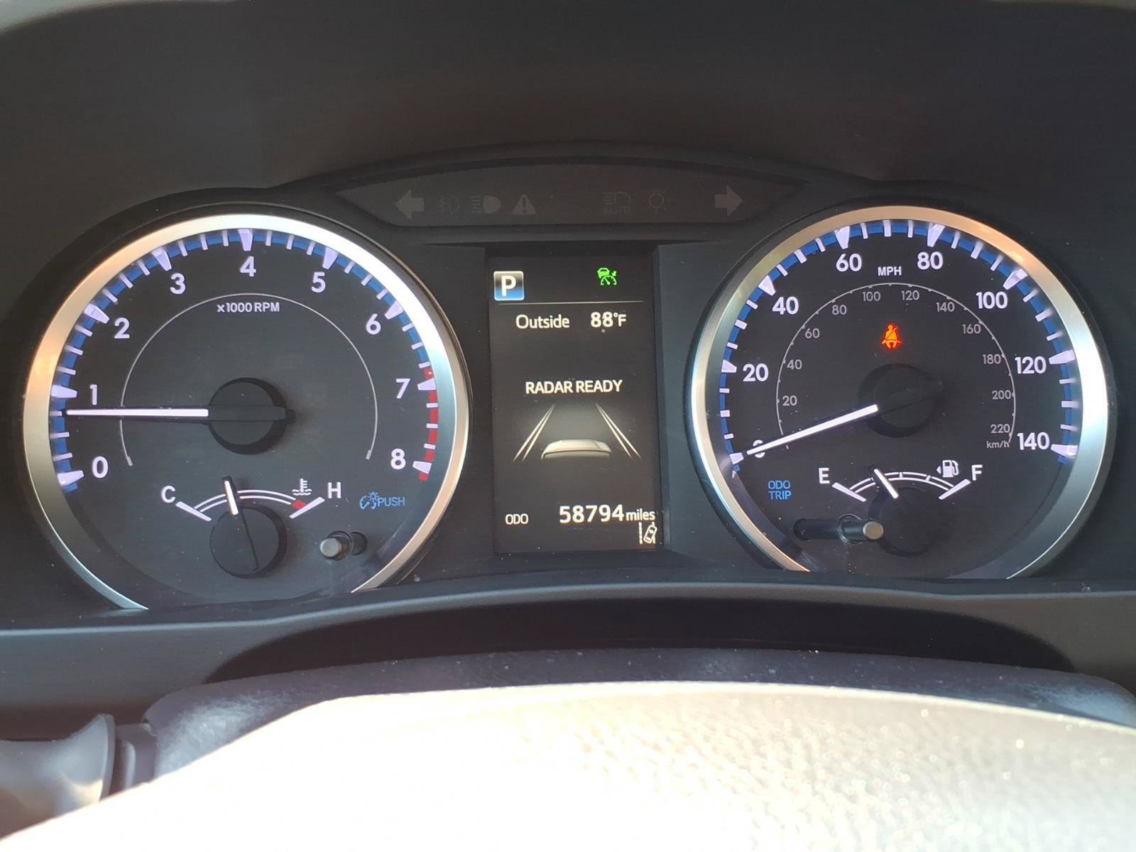 Used 2019 Toyota Highlander LE AWD/4WD image 13