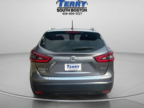 Used 2020 Nissan Rogue Sport SV w/ All-Weather Package FWD image 4