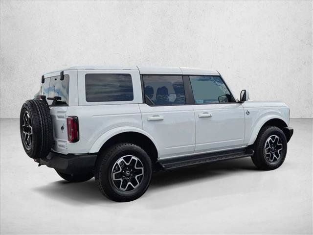 Used 2026 Ford Bronco Outer Banks AWD/4WD image 8