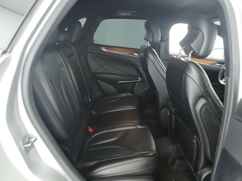 Used 2019 Lincoln MKC Select w/ Select Plus Package image 5