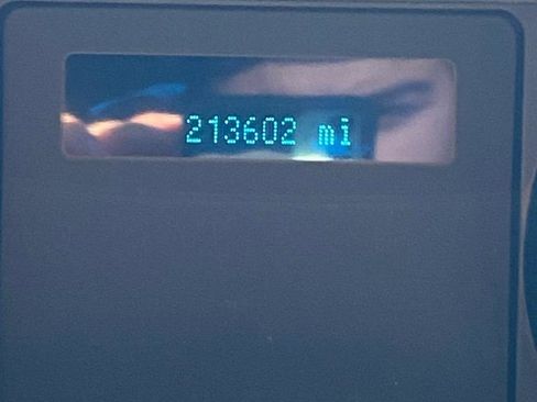 Used 2015 Ford F550 2WD Regular Cab Super Duty image 18