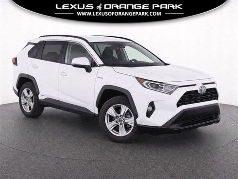 Used 2021 Toyota RAV4 XLE AWD/4WD image 1