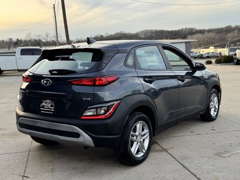 Used 2022 Hyundai Kona SE image 15