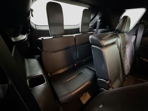 Used 2023 Mitsubishi Outlander SE image 41