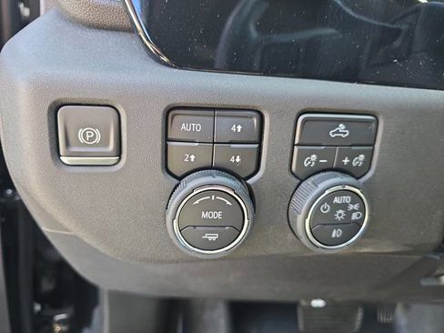 Used 2023 Chevrolet Silverado 1500 RST w/ Z71 Off-Road Package AWD/4WD image 30