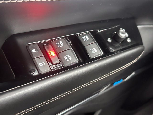 Used 2022 Jeep Grand Wagoneer Series II w/ Premium Group II AWD/4WD image 19