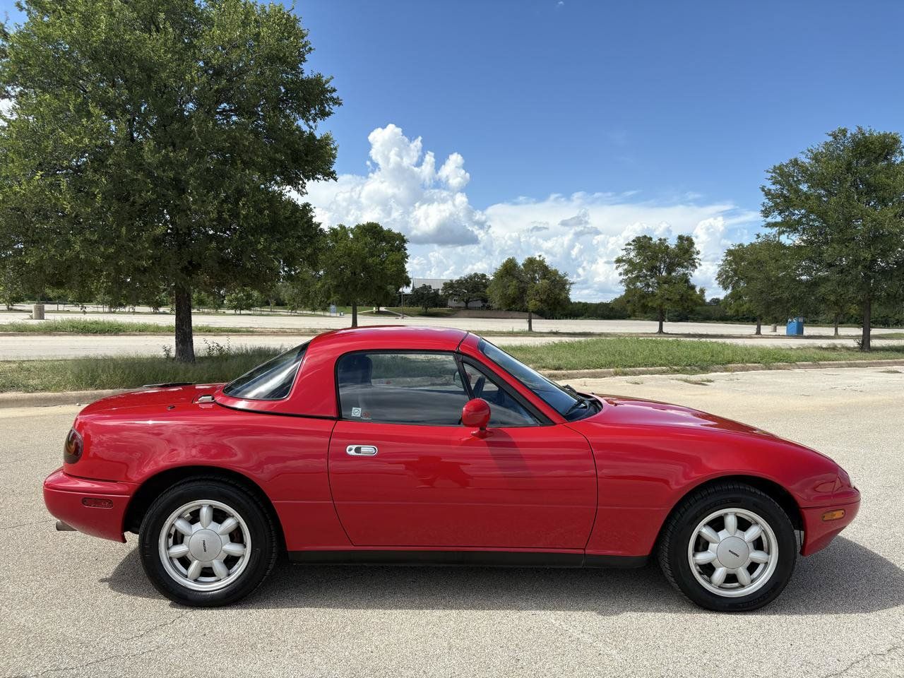 Used 1991 MAZDA MX-5 Miata RWD image 49