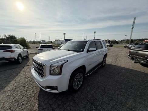 Used 2019 GMC Yukon SLT AWD/4WD image 2