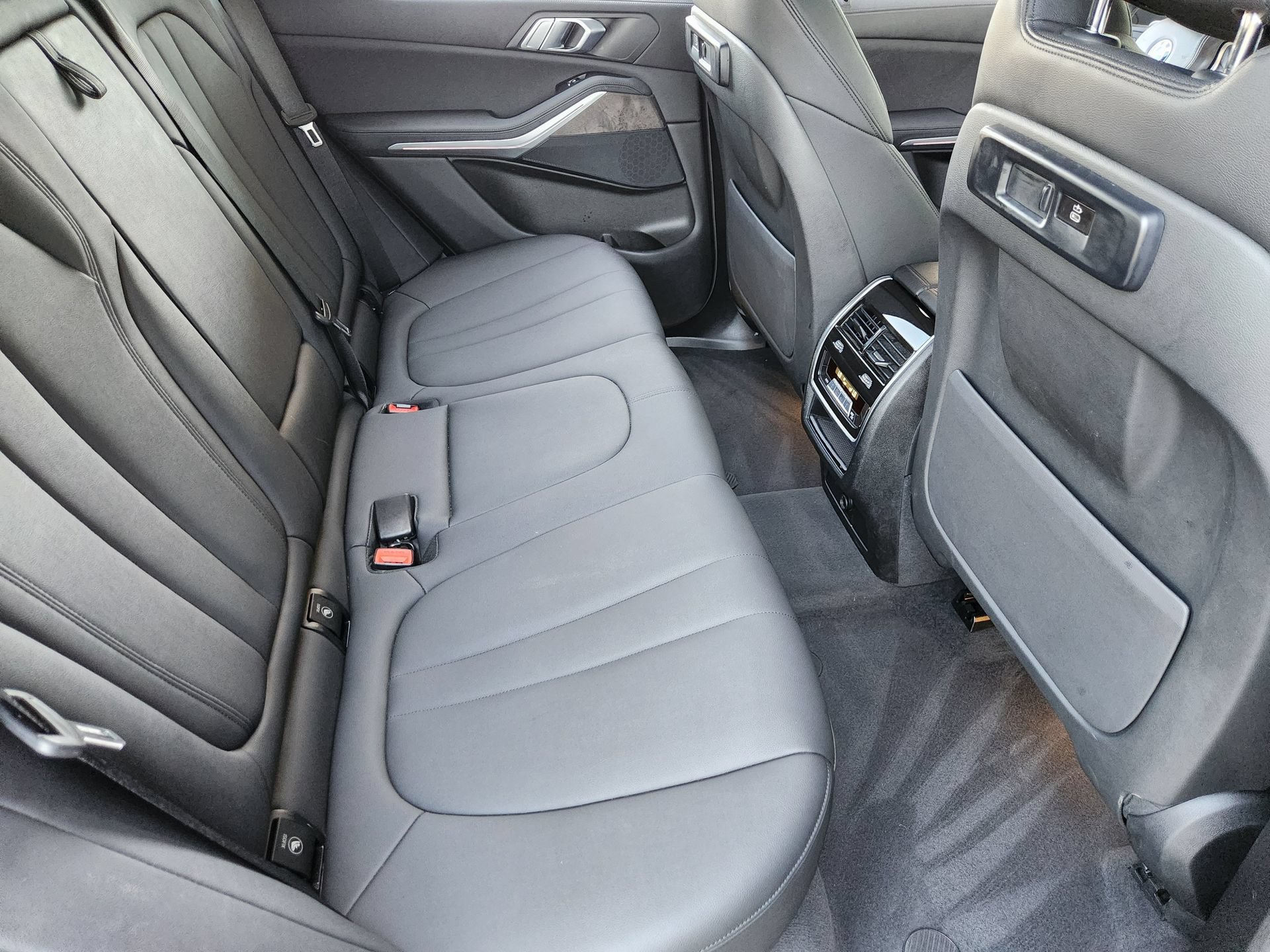 Used 2021 BMW X5 sDrive40i w/ Convenience Package RWD image 31
