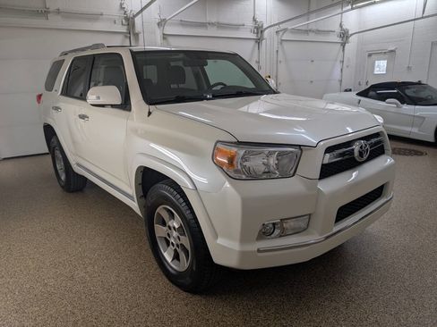 Used 2010 Toyota 4Runner SR5 image 5