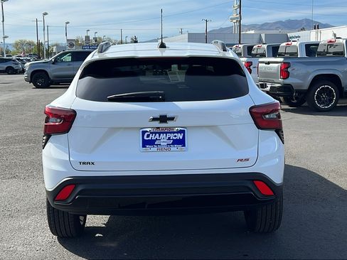 New 2026 Chevrolet Trax RS w/ Driver Confidence Package FWD image 6