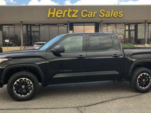 Used 2026 Toyota Tundra SR5 w/ TRD Off-Road Package AWD/4WD image 5
