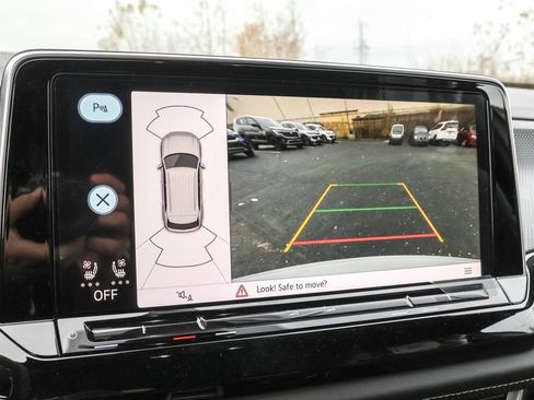 New 2026 Volkswagen Atlas Cross Sport SEL AWD/4WD image 9