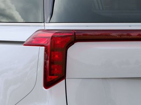 New 2026 Kia Carnival FWD image 11