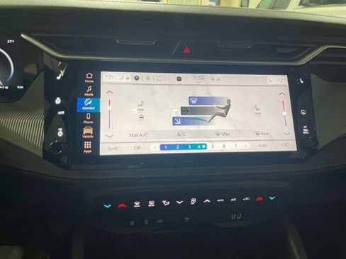 New 2026 Jeep Cherokee Limited AWD/4WD image 19