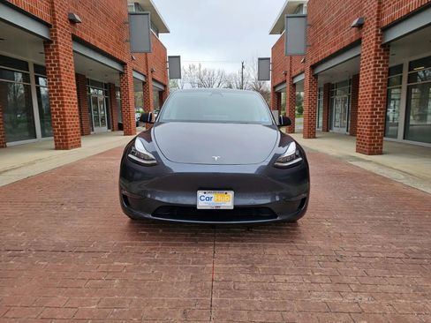 Used 2020 Tesla Model Y Long Range AWD/4WD image 2