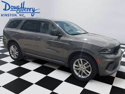 Used 2023 Dodge Durango GT AWD/4WD image 6
