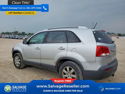 Used 2011 Kia Sorento 2WD w/ Convenience Pkg image 3