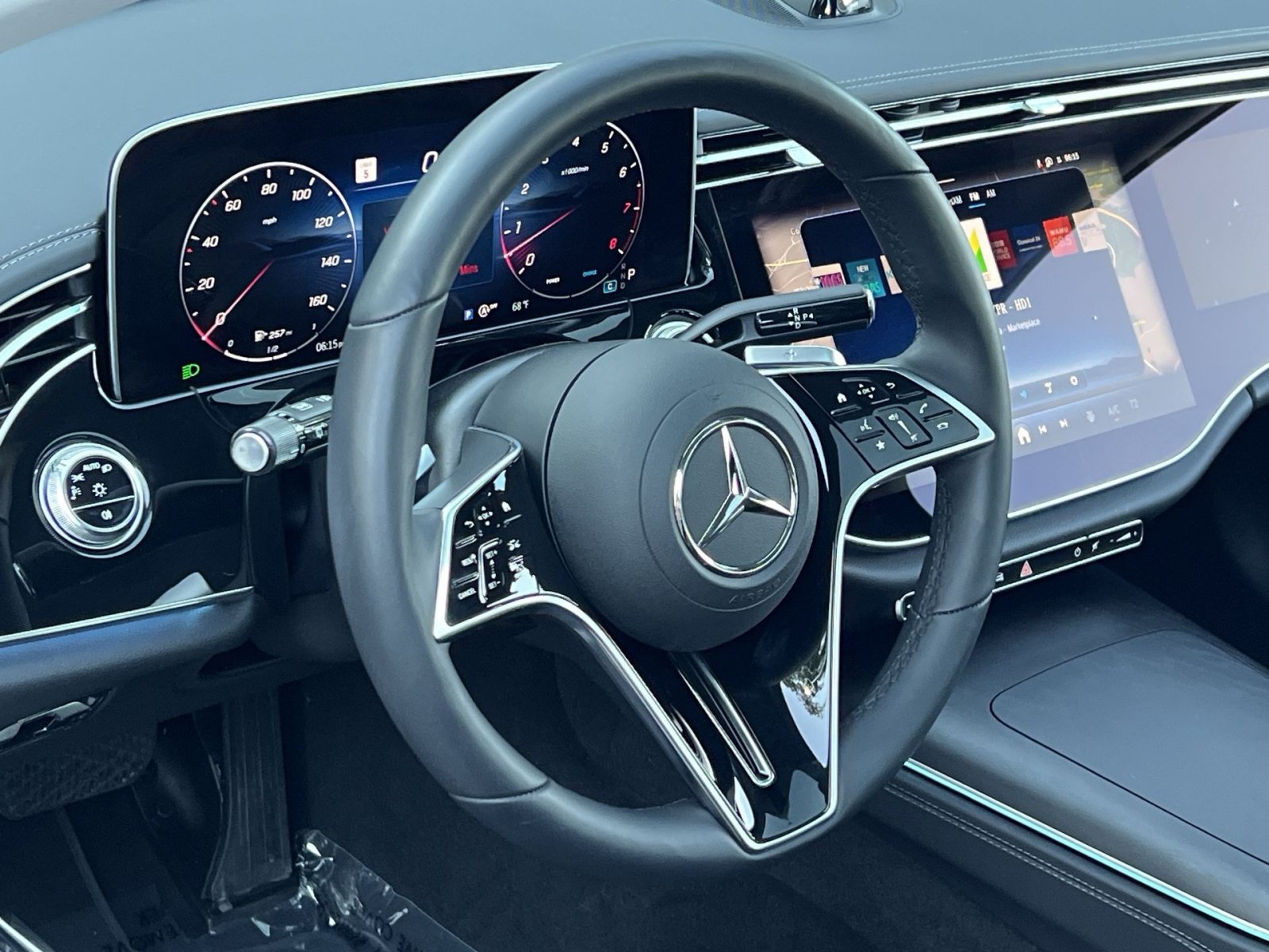 Certified 2025 Mercedes-Benz E 450 4MATIC All-Terrain Wagon image 21