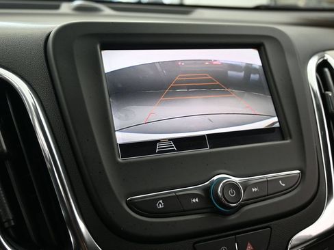 Used 2024 Chevrolet Equinox LS w/ Sport Edition FWD image 17
