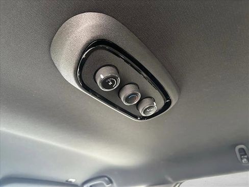 Used 2023 Dodge Durango GT image 28