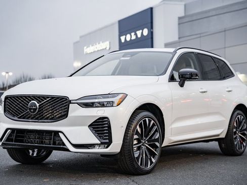 New 2026 Volvo XC60 B5 Ultra w/ Protection Package Premier image 3
