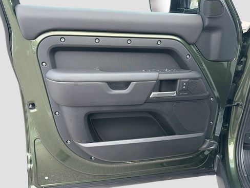 New 2026 Land Rover Defender 110 S image 20