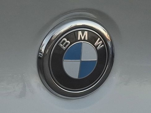 Used 2023 BMW X4 xDrive30i w/ Premium Package image 29