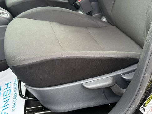 Used 2025 Nissan Kicks Play S image 23