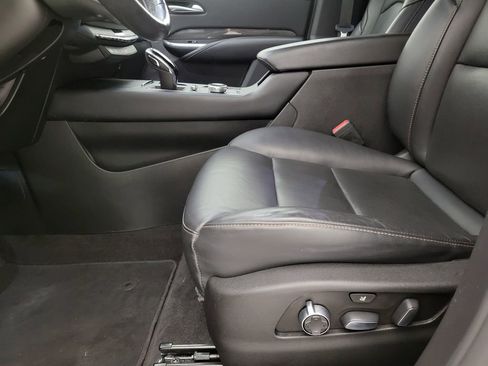 Used 2023 Cadillac XT4 Sport AWD/4WD image 7