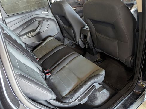 Used 2015 Ford Escape SE image 10