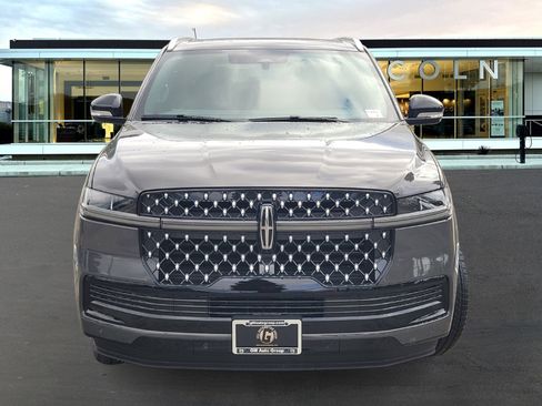 New 2025 Lincoln Navigator Black Label image 2