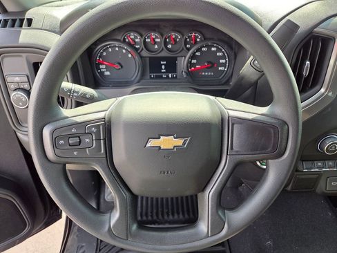 Used 2026 Chevrolet Silverado 1500 Custom RWD image 10