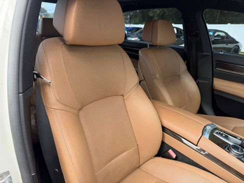 Used 2014 BMW 740Li RWD image 44