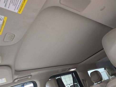 Used 2022 Lincoln Navigator L Reserve image 31