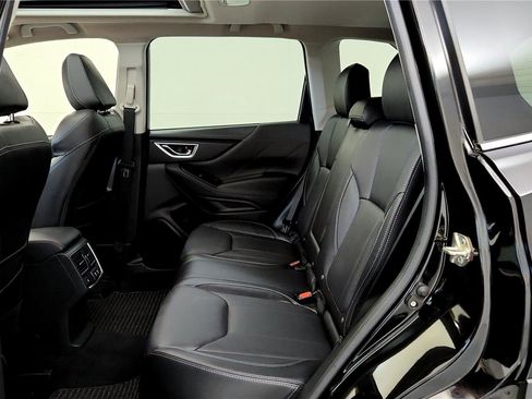 Used 2020 Subaru Forester Touring image 38