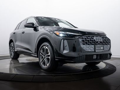 Certified 2025 Audi Q5 Premium w/ Convenience Package