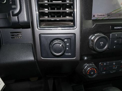 Used 2019 Ford F150 XLT w/ Equipment Group 302A Luxury AWD/4WD image 24