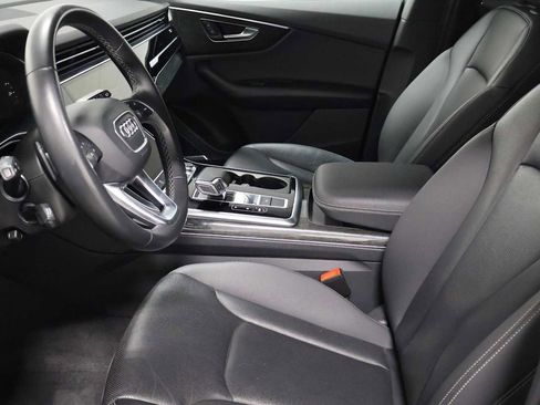 Used 2021 Audi Q8 Premium Plus w/ Premium Plus Package AWD/4WD image 5