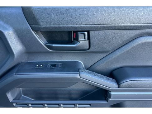 New 2026 Toyota Tacoma SR5 image 18