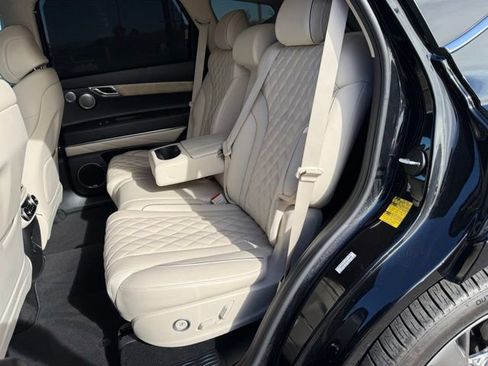 Used 2023 Genesis GV80 3.5T w/ Prestige Package image 41