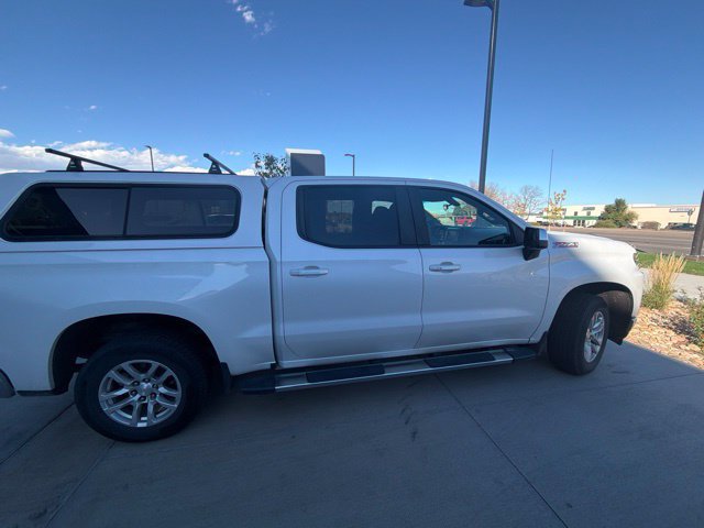 Used 2021 Chevrolet Silverado 1500 LT w/ Z71 Off-Road Package AWD/4WD image 2