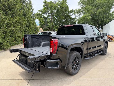 New 2026 GMC Sierra 1500 Elevation w/ Elevation Select Package AWD/4WD image 33