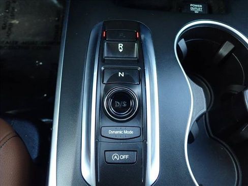 Used 2019 Acura MDX w/ Technology Package AWD/4WD image 24